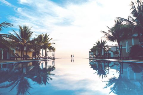 Enjoy a Holiday in Paradise